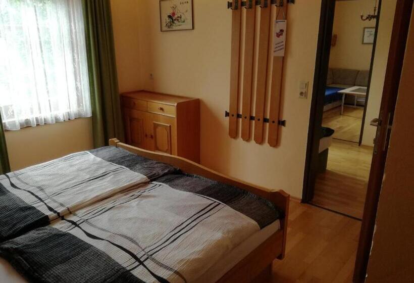 Семейный Номер, Gasthof Kirchenwirt