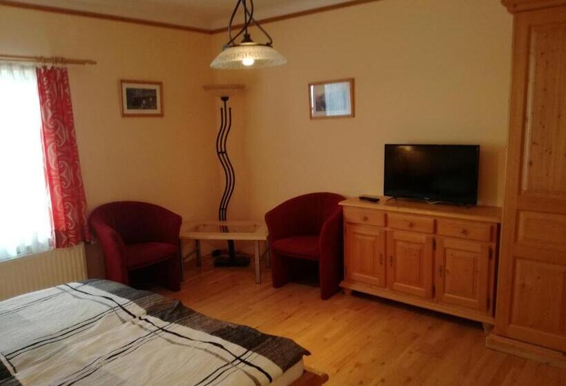 Трехместный Номер Комфорт, Gasthof Kirchenwirt