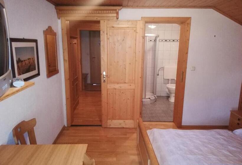 Номер Стандарт, Gasthof Kirchenwirt