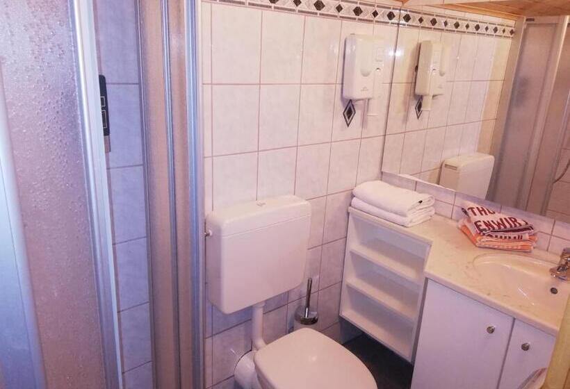 Номер Стандарт, Gasthof Kirchenwirt