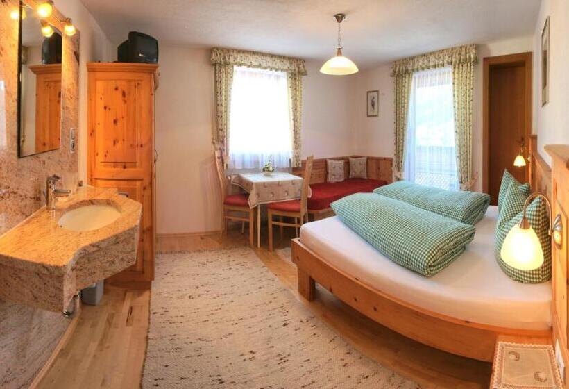 침실 2개 아파트, Haus Hochzeigerblick