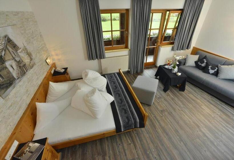 豪华房间, Möderle