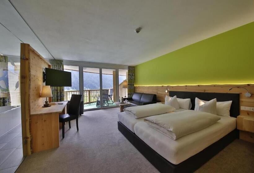 סוויטת ג'וניור, Romantik Resort & Spa Der Laterndl Hof