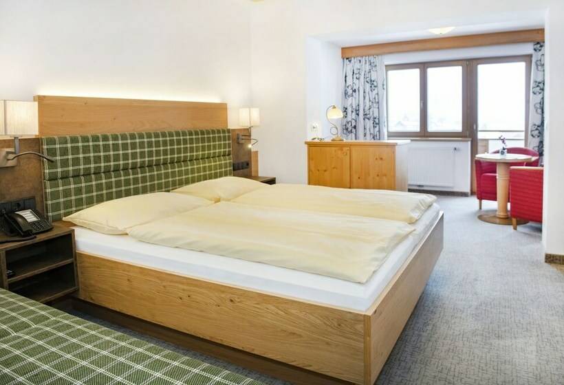 디럭스 룸 산전망, Landhotel Tirolerhof   Wildschönau   Premium Card Im Sommer