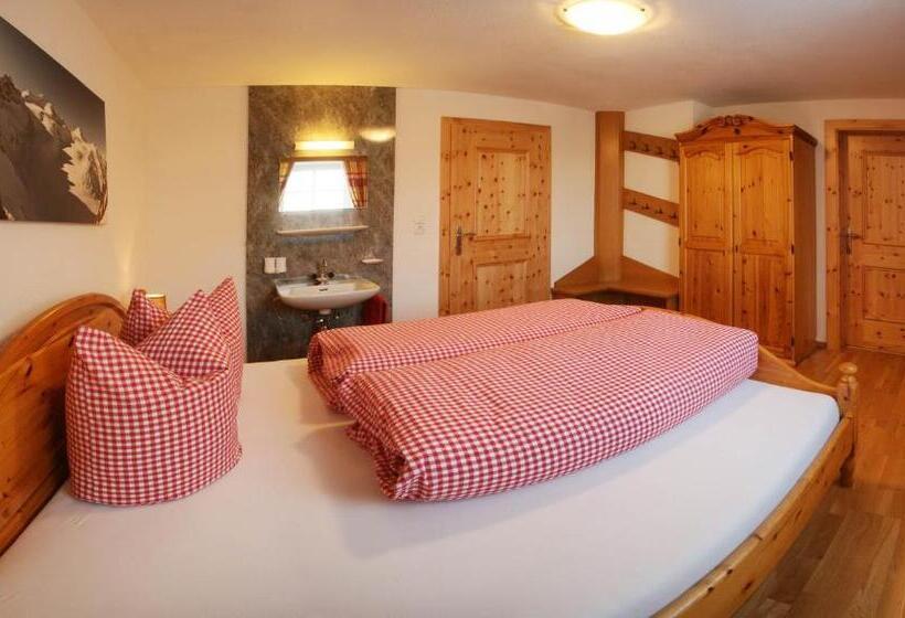 带2个卧室的公寓, Tobadillerhof