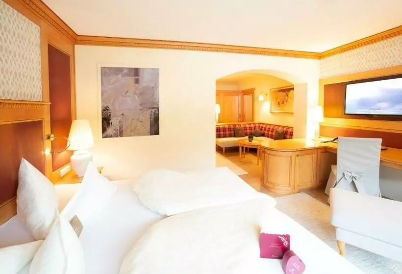 اتاق لوکس با بالکن, Wellnessresidenz Alpenrose