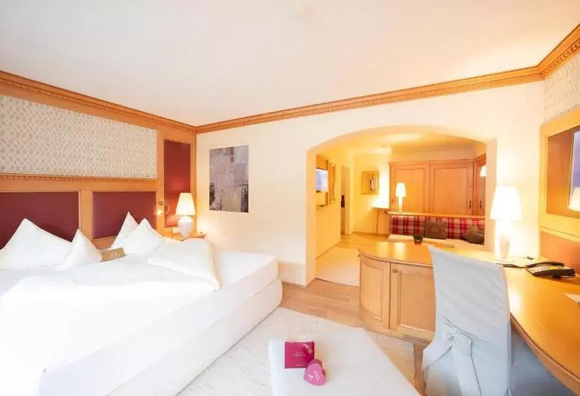 اتاق لوکس با بالکن, Wellnessresidenz Alpenrose