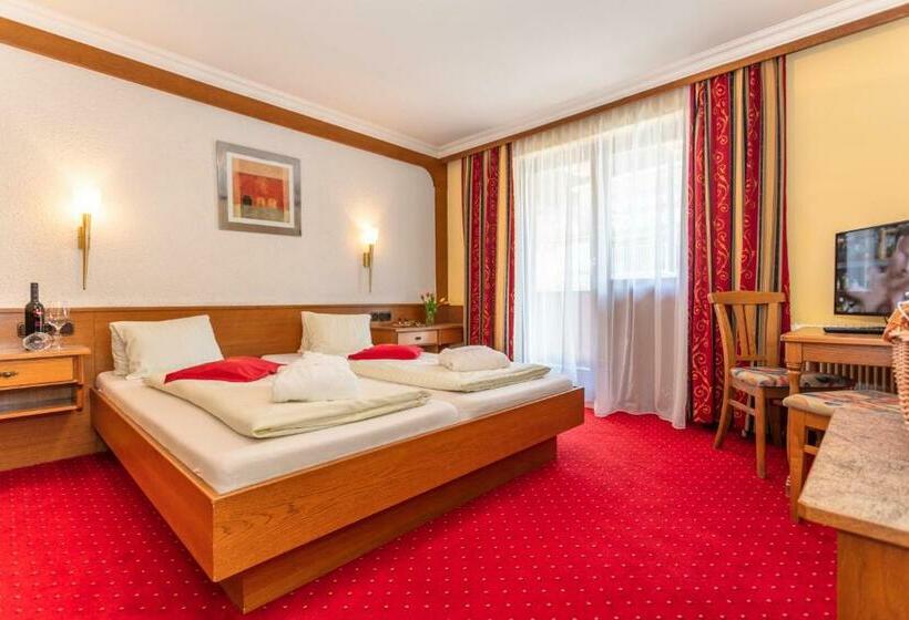 חדר סטנדרט יחיד עם מרפסת, Wenger Alpenhof