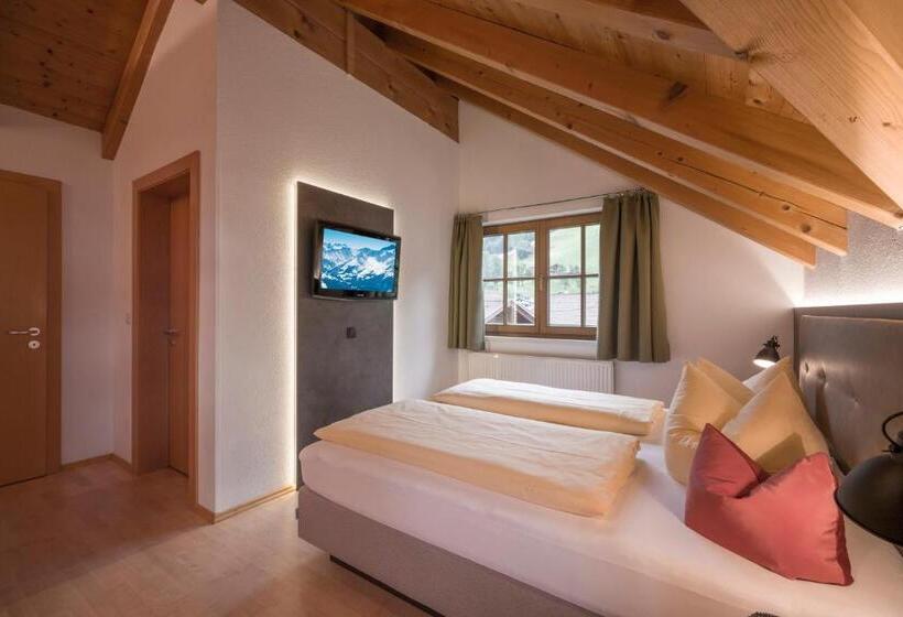 Семейный Номер, La Pasta Hotel Restaurant