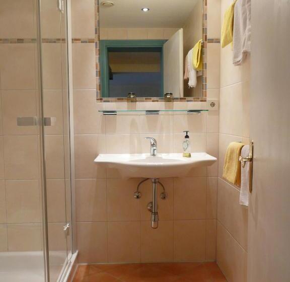 غرفة كومفورت, Gasthof Enzian