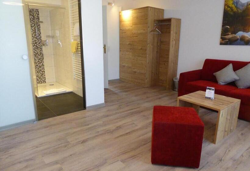 غرفة عائلية, Gasthof Enzian