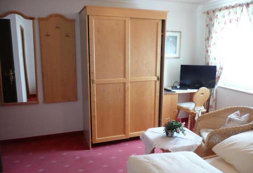 غرفة إقتصادية, Gasthof Enzian