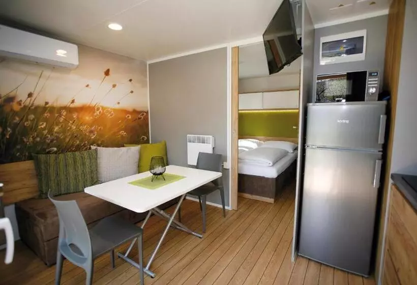 1ベッドルームハウス, Seehotel Hoffmann