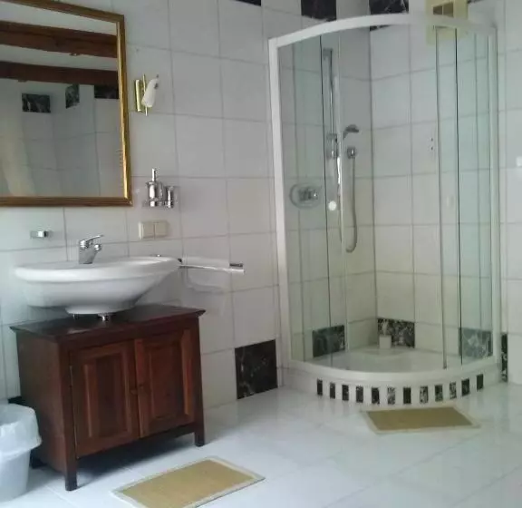 家族用アパートメント, Stadthotel Kramer