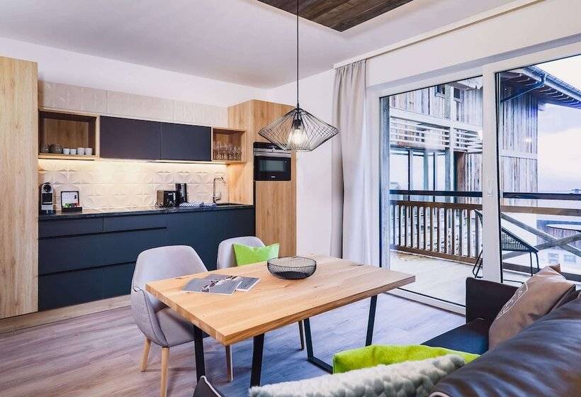 标准工作室, Stockinggut By Avenida Hotel & Residences