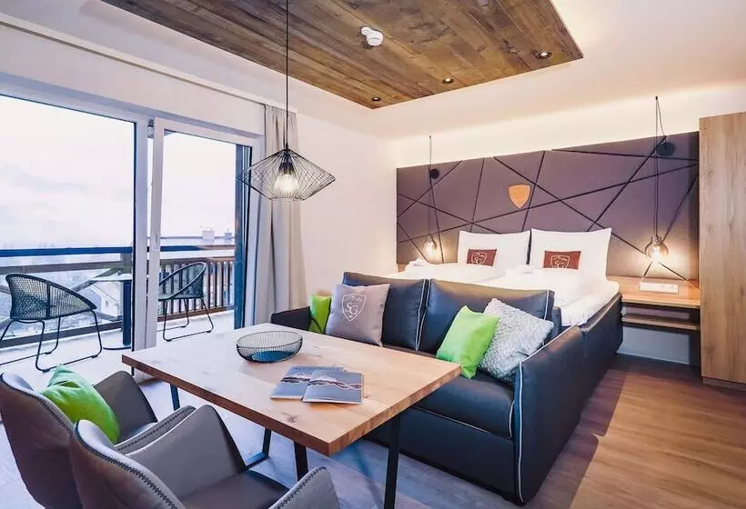 スタンダードスタジオ, Stockinggut By Avenida Hotel & Residences