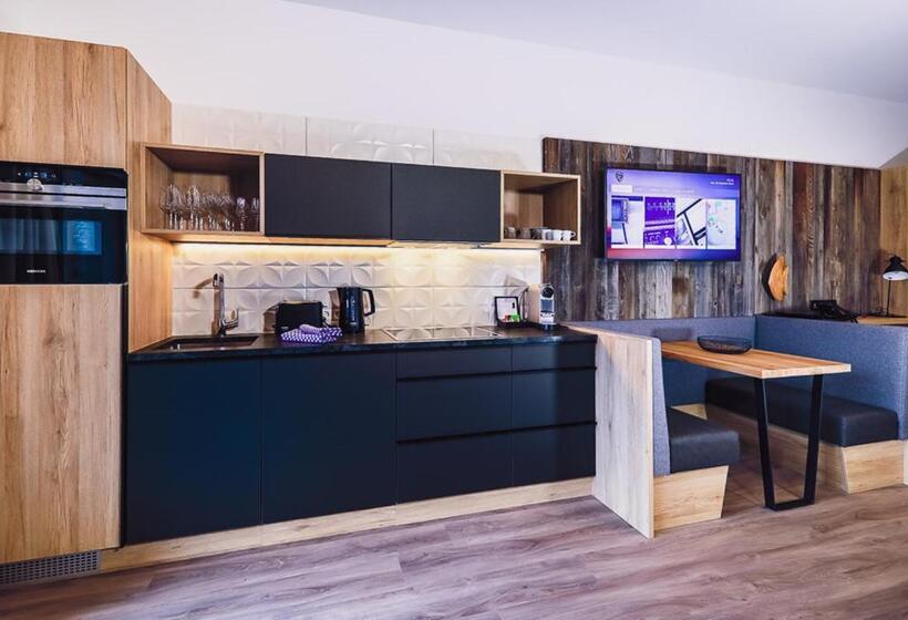 标准工作室, Stockinggut By Avenida Hotel & Residences