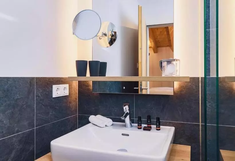 デラックススイートの3ベッドルーム, Stockinggut By Avenida Hotel & Residences