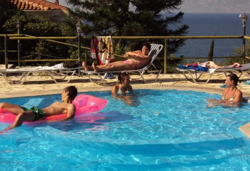 スタンダードルーム, Room In Bb   Apraos Bay Hotel In Kalamaki Beach, 100m From The Lovely Sandy Beach