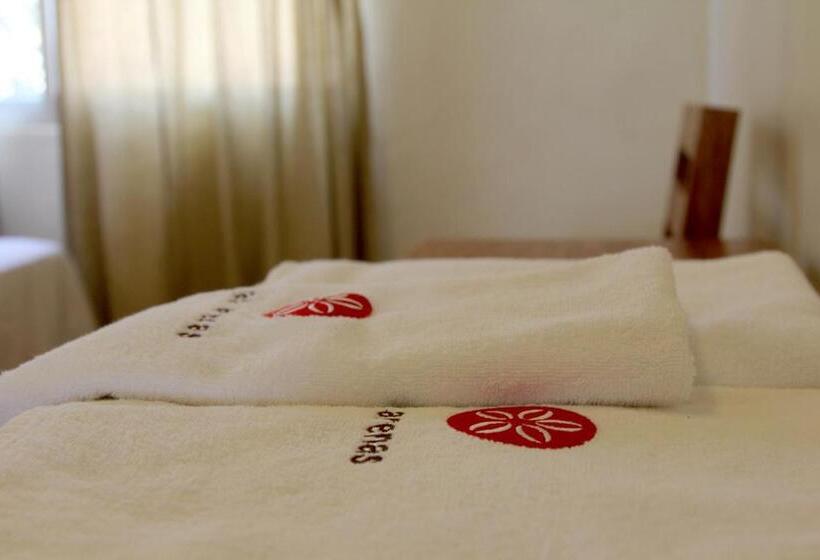 בונגלו משפחתי, Bungalows Las Arenas