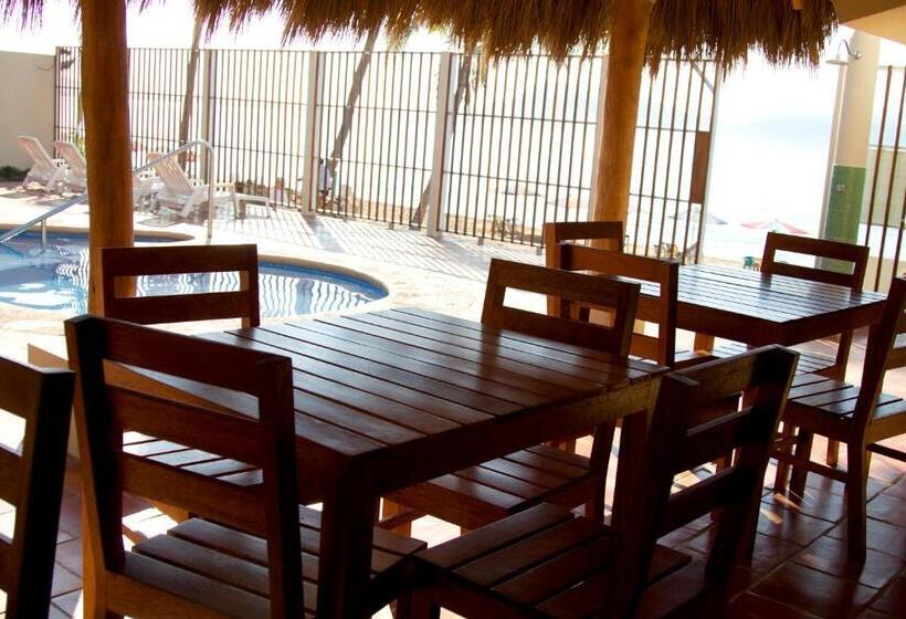 בונגלו משפחתי, Bungalows Las Arenas