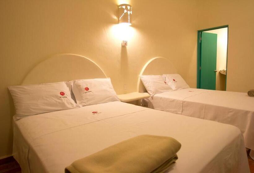 בונגלו משפחתי, Bungalows Las Arenas