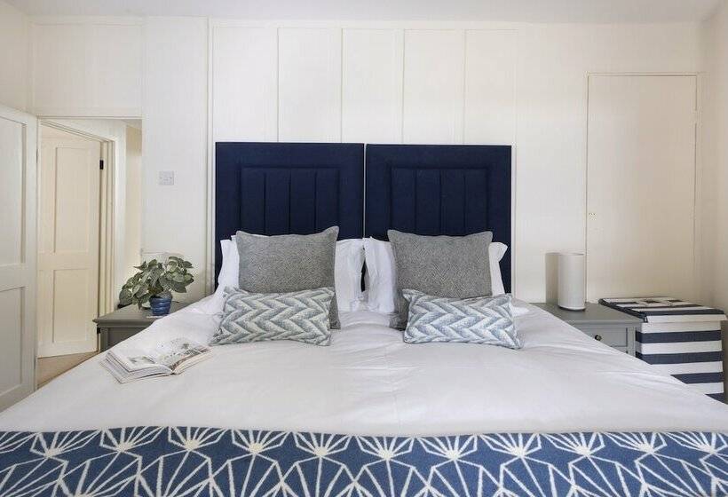 침실 1개 주택, Navas Nook Llp