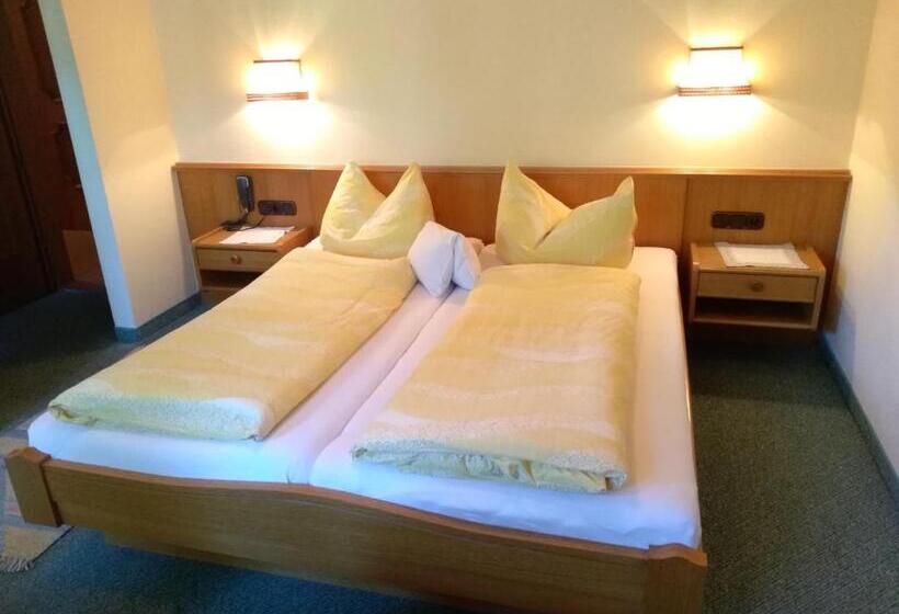 バルコニー付きスタンダードルーム, Das Luggi Appartements