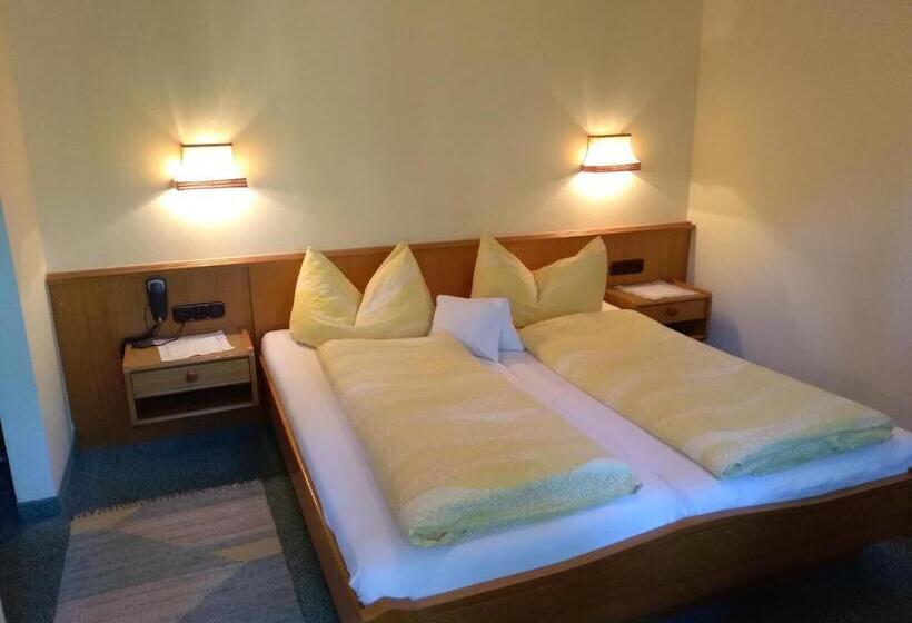 バルコニー付きスタンダードルーム, Das Luggi Appartements