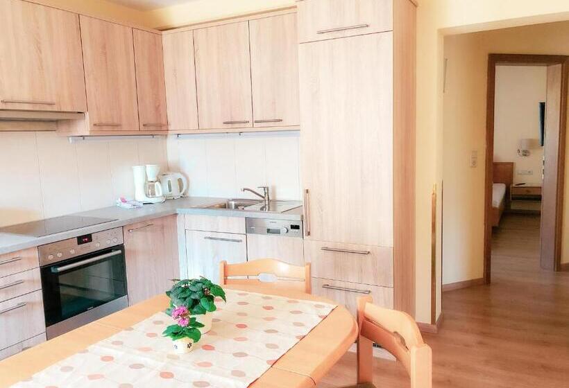 침실 2개 아파트, Das Luggi Appartements