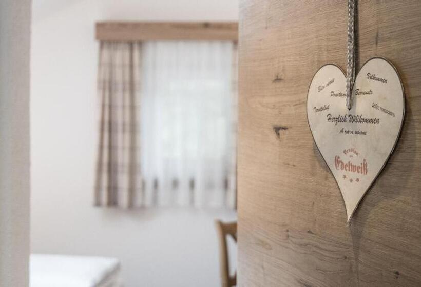 スタンダードルーム, Pension Edelweiss