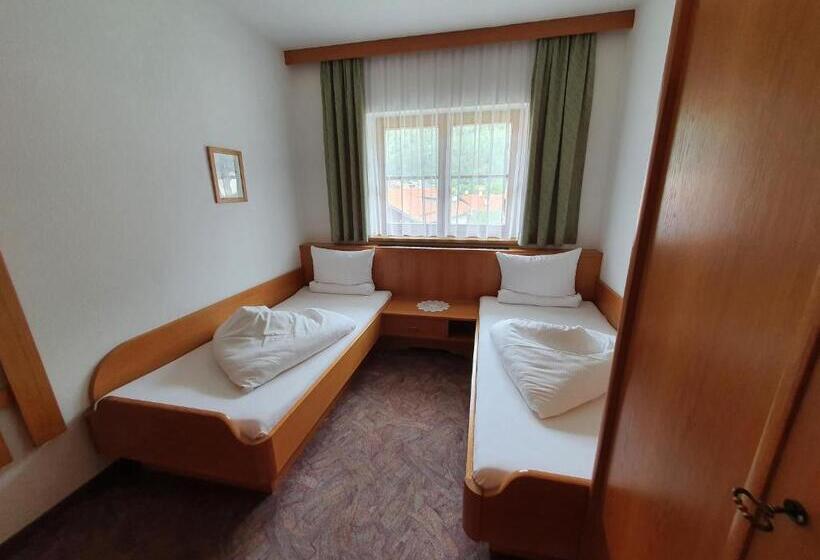 آپارتمان 3 خوابه, Pension Gabl