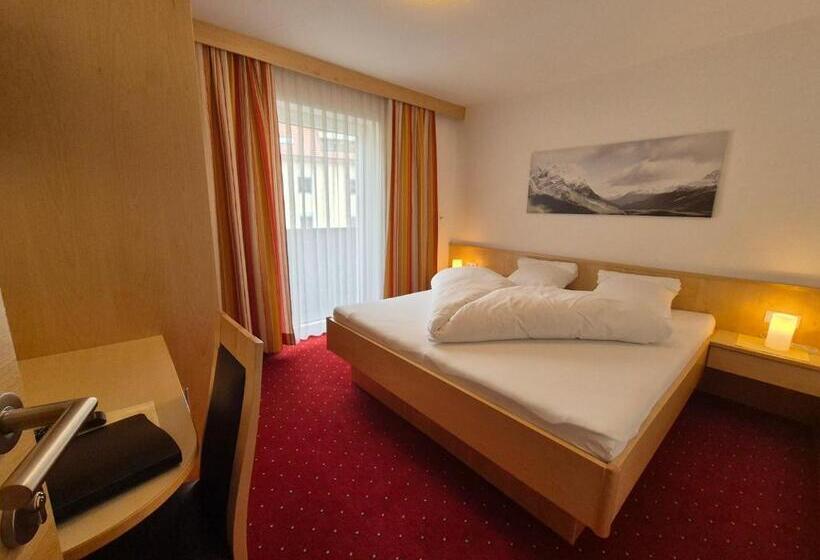 דירה בת חדר שינה 1 עם מרפסת, Pension Gabl