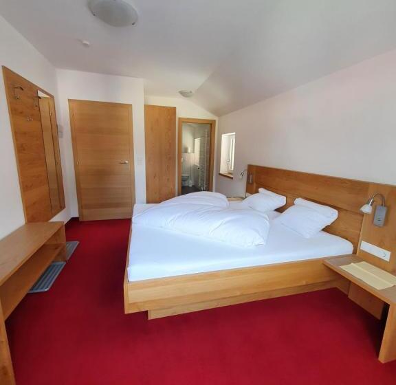 דירת שני חדרים עם מרפת, Pension Gabl