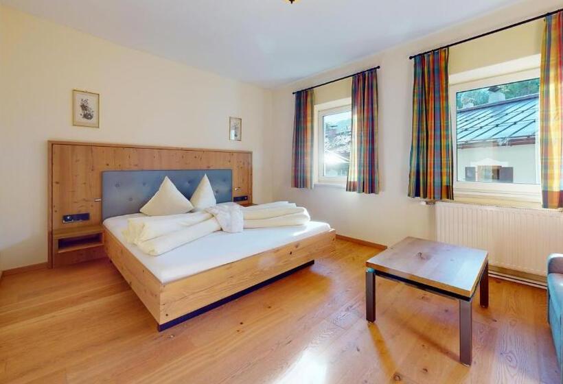 ファミリールーム, Daxer