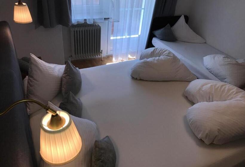 Номер Стандарт Трехместный, Clubdorf Hotel Alpenrose