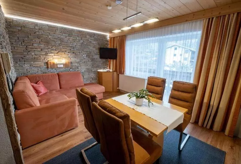 Huoneisto 1 Makuuhuone Parveke, Gästehaus Haag