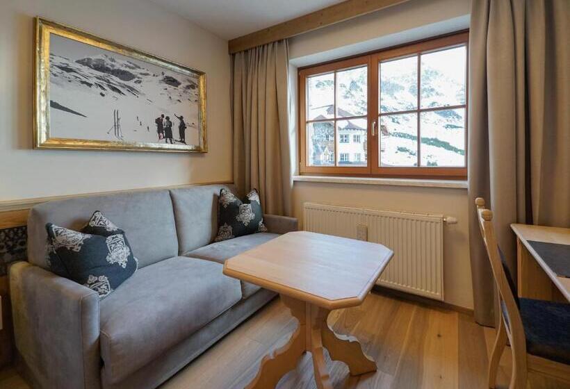 수피리어 룸, Das Seekarhaus