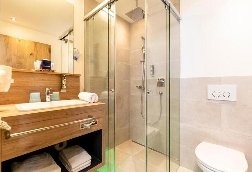 Люкс 3 Спальни, 4s Galtenberg Resort