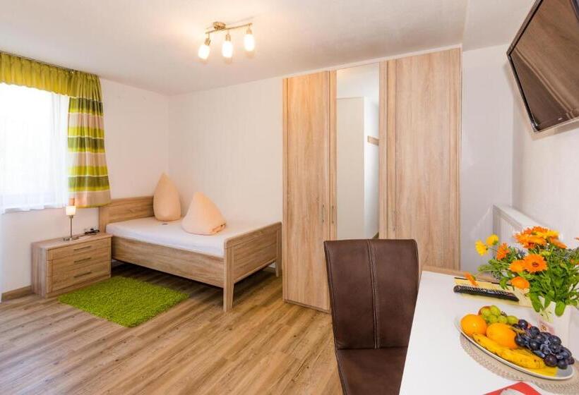 غرفة قياسية فردية مزودة بشُرفة, Gasthof Pension Waldfriede