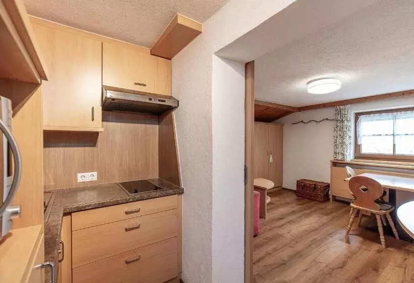 バルコニー付き１ベッドルームアパートメント, Hauseggerhof