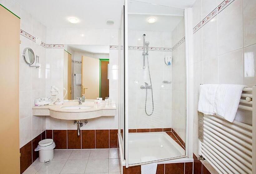 컴포트 룸, Hubertus