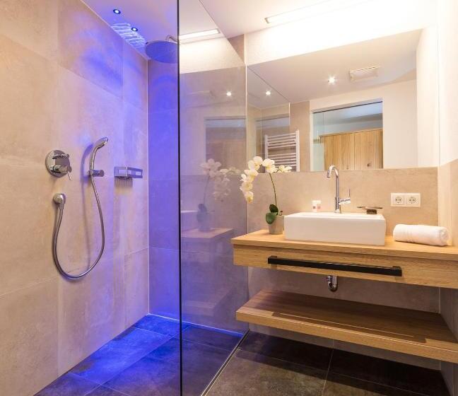 발코니 스탠다드 싱글 룸, Hubertus