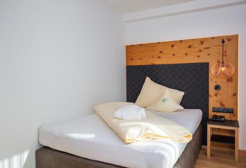 발코니 스탠다드 싱글 룸, Hubertus