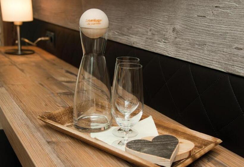 חדר סטנדרט, Lamtana