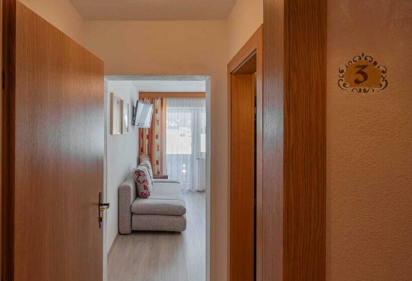 Номер Стандарт, Pension Bartlhof