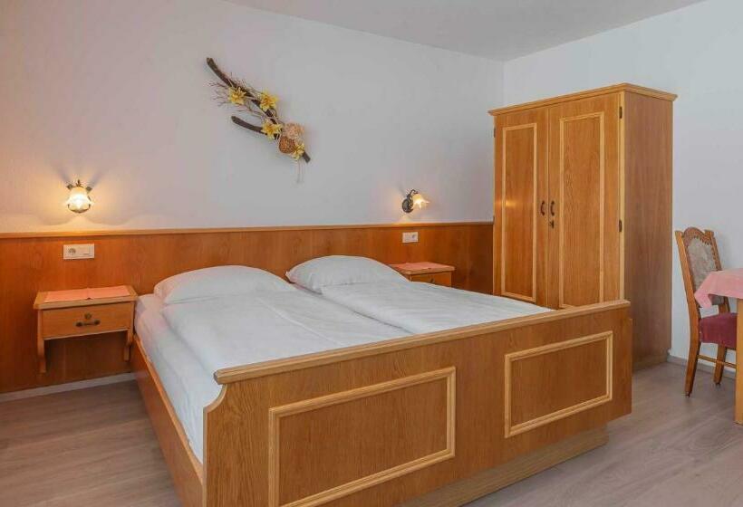 Номер Стандарт, Pension Bartlhof