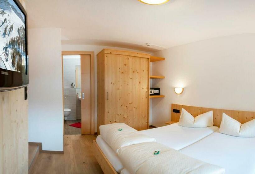 شقة غرفة نوم واحدة مزودة بشُرفة, Rosenhof  Premium Apartments & Erlebnisbauernhof