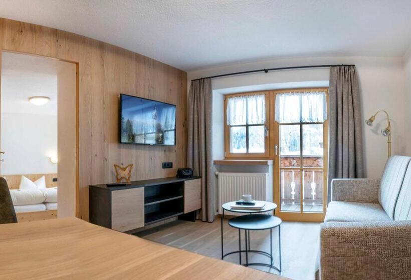 شقة غرفة نوم واحدة مزودة بشُرفة, Rosenhof  Premium Apartments & Erlebnisbauernhof