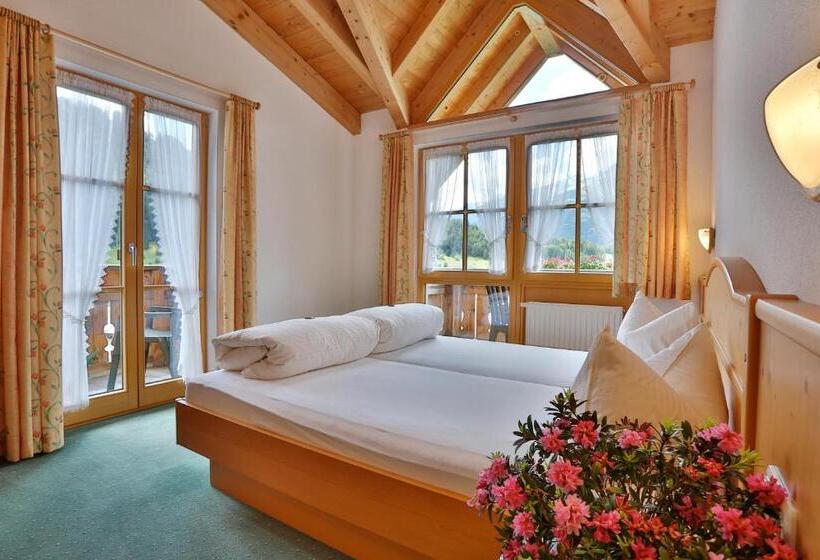 شقة غرفتين نوم مزودة بشُرفة, Rosenhof  Premium Apartments & Erlebnisbauernhof